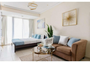 Elevate your lifestyle at Goldcrest BLDG.